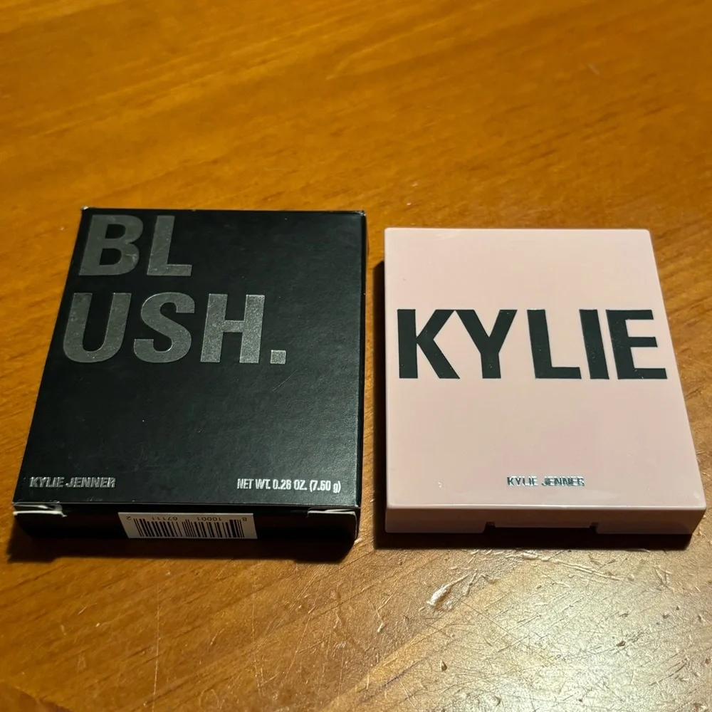 Kylie Jenner Powder Blush Kitten Baby